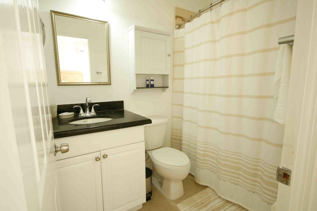 Cattleya Luxury Suites キングストン エクステリア 写真
