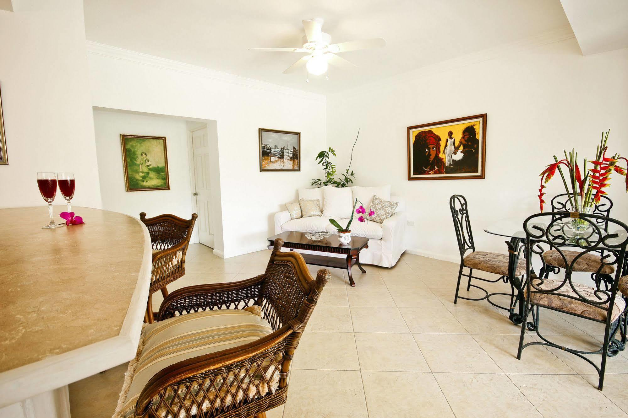 Cattleya Luxury Suites キングストン エクステリア 写真